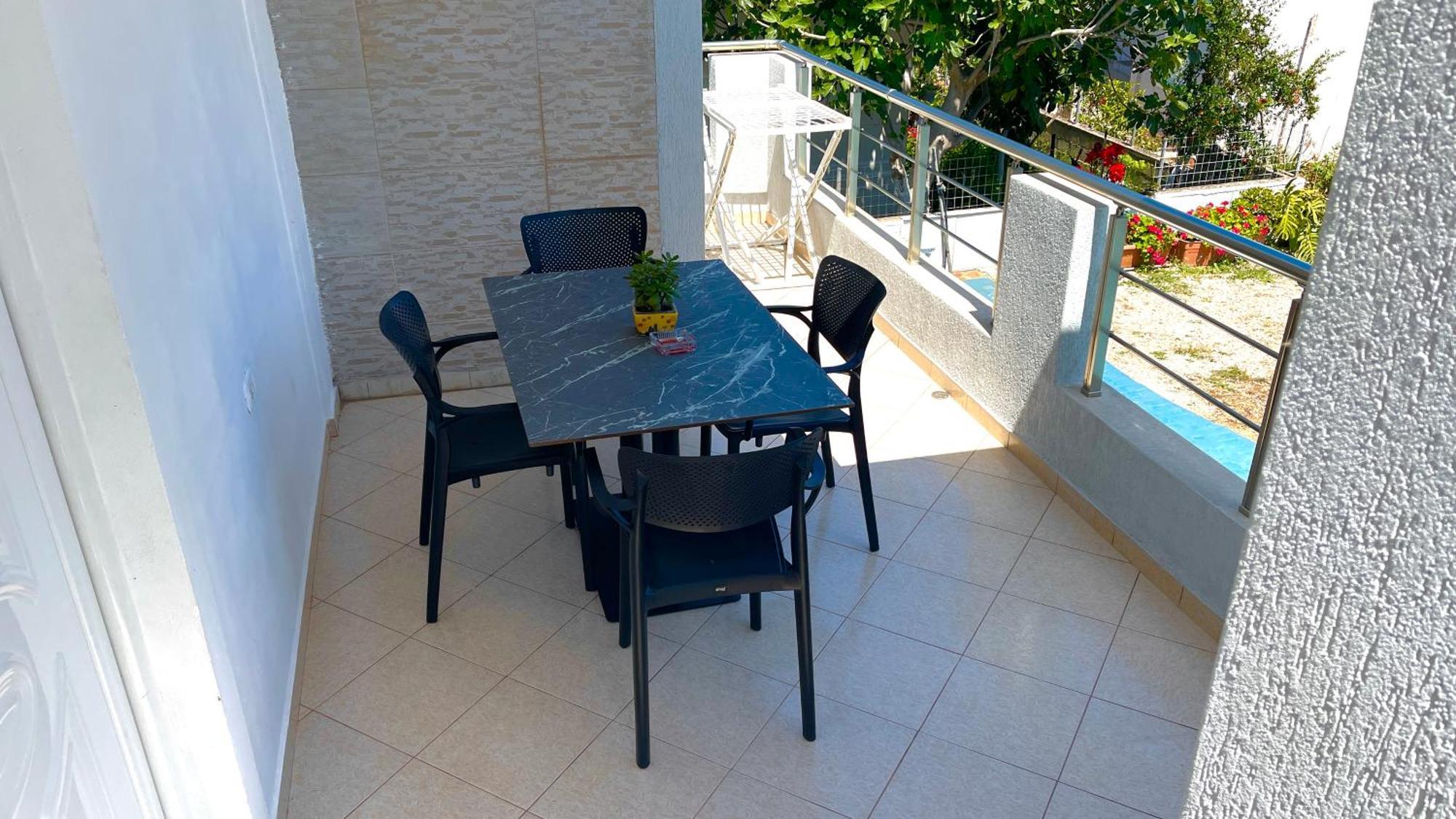 Guesthouse Shehu Ksamil Exterior foto